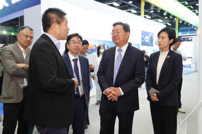2024国际冬季运动（北京）博览会在石景山首钢园开幕(图5)