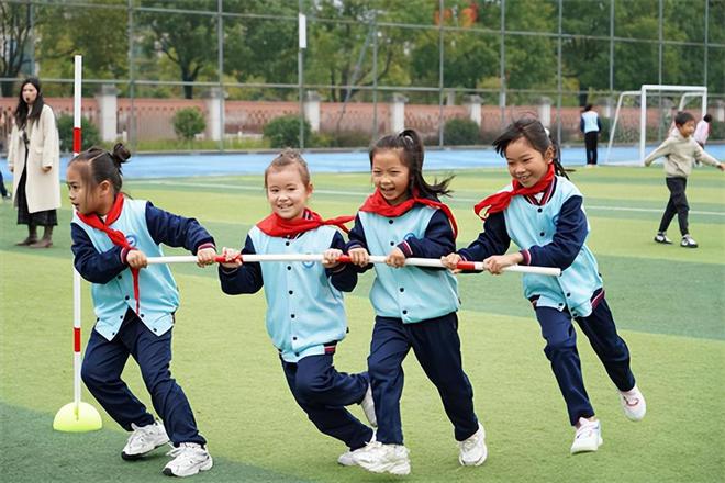 宜春市文笔峰小学“一校两区”冬季运动会(图3)
