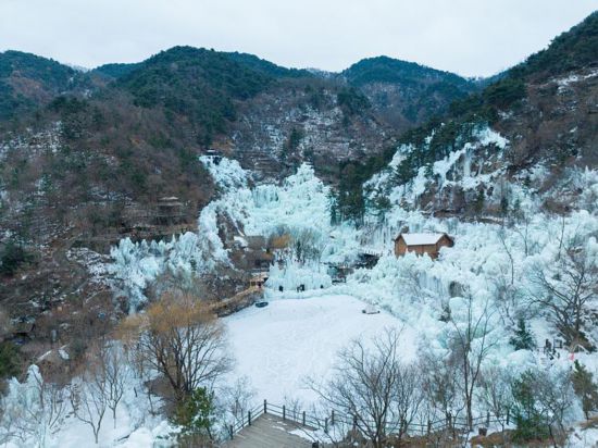 九游体育网站：天氣冷了冰雪經濟熱了好客山東歡迎你來冬游齊魯(图2)