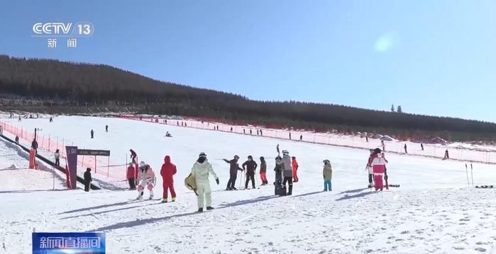 冰雪经济“热”起来滑雪装备产销两旺！这个冬天你滑雪了吗？(图1)