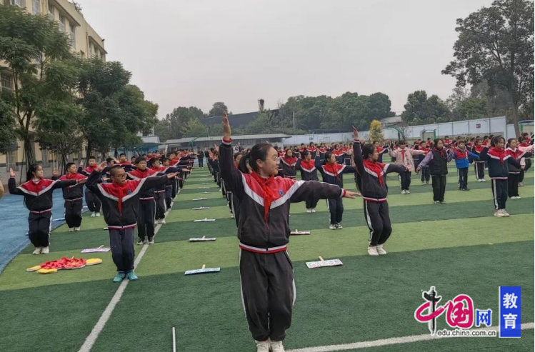 人人参与运动成都龙泉驿义和小学举行2024年冬季集体运动会(图3)