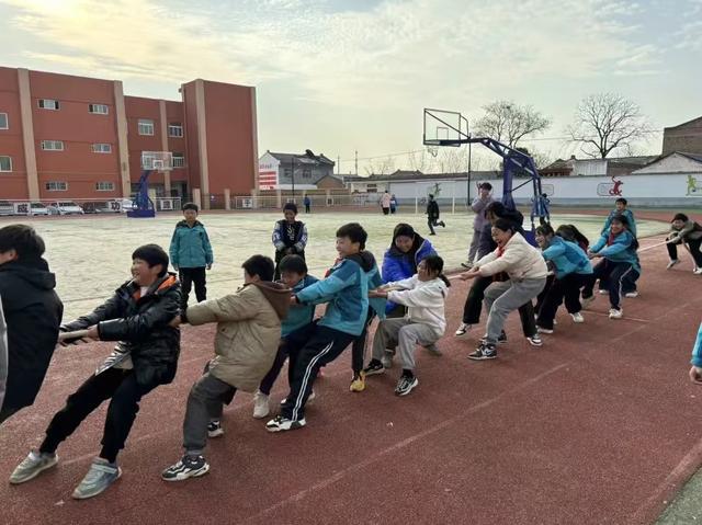 灞桥区江尹小学举行2024年冬季趣味运动会(图7)