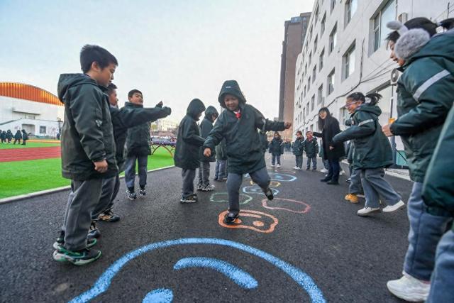 九游体育：每天2小时吉林中小学体育课“天天见”新观察(图1)
