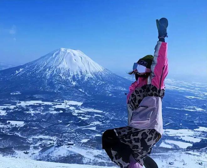女演员李彩桦自曝滑雪出意外！“想想都让人后背发凉……”(图2)