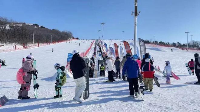 九游体育：冰雪头条：辽宁省2024-2025冰雪季收官夏季运营将很快开启(图4)