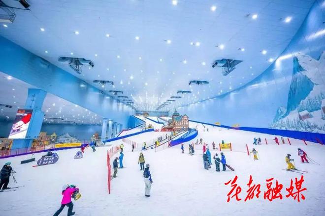 九游体育：新质赋能花都样本③广州热雪奇迹：东南亚滑雪行业标杆！(图3)