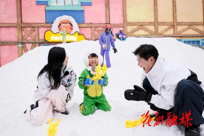 九游体育：新质赋能花都样本③广州热雪奇迹：东南亚滑雪行业标杆！(图13)