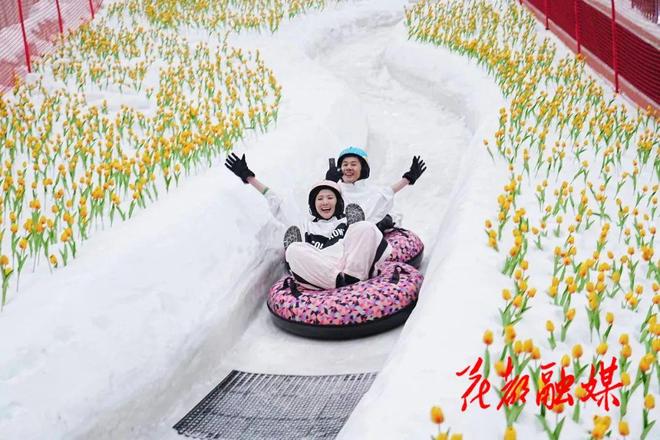 九游体育：新质赋能花都样本③广州热雪奇迹：东南亚滑雪行业标杆！(图7)