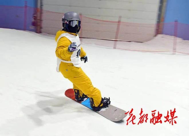 九游体育：新质赋能花都样本③广州热雪奇迹：东南亚滑雪行业标杆！(图16)