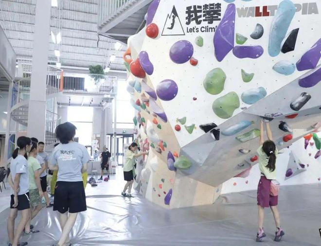九游体育：50万岩友掀起攀岩热潮谁吃到了红利？(图5)