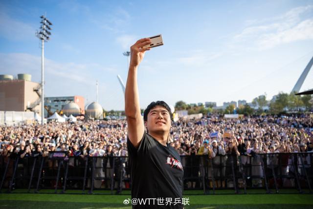 九游体育网站:聚焦|十一“双赛”火爆京城你跟上这股新潮流了吗?(图2)