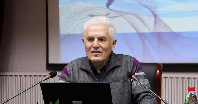 九游体育网站：美国弃婴被北京夫妻收养成为我国著名地质学家很讨厌被叫老外(图4)