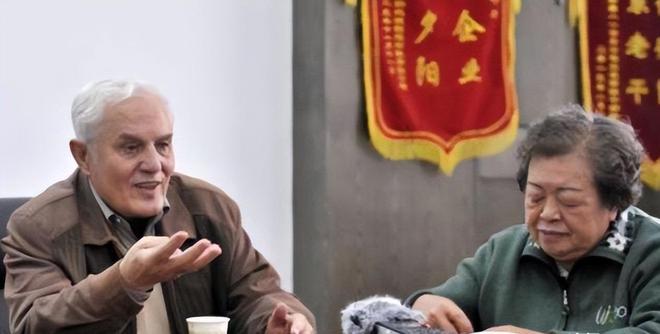 九游体育网站：美国弃婴被北京夫妻收养成为我国著名地质学家很讨厌被叫老外(图9)