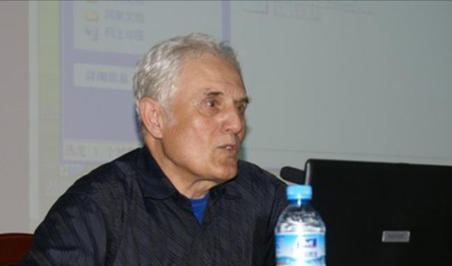 九游体育网站：美国弃婴被北京夫妻收养成为我国著名地质学家很讨厌被叫老外(图14)