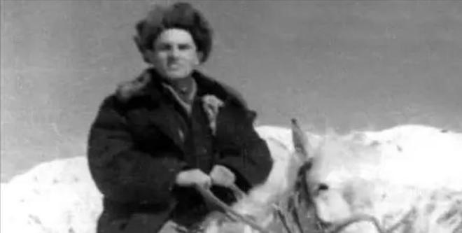 九游体育网站：美国弃婴被北京夫妻收养成为我国著名地质学家很讨厌被叫老外(图15)