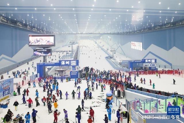 时光相册丨新雪季开启！影像见证中国滑雪“华丽转身”(图31)