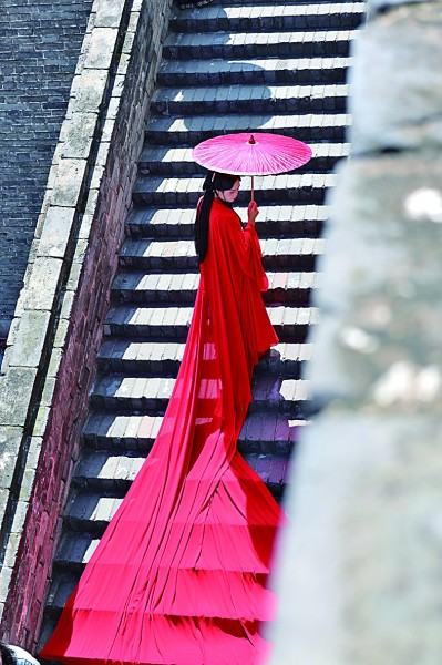 九游体育：年轻人为何爱上租赁(图1)