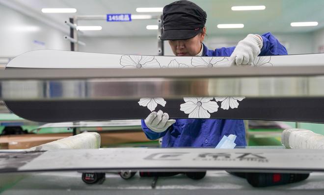 大看台撬动万亿冰雪经济何以滚烫？(图8)