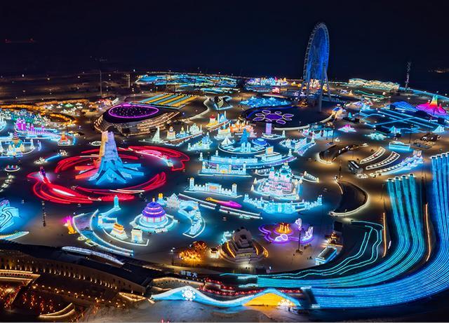 九游体育网站:中国游记丨“到中国玩雪”成全球风尚冰雪游带来“热经济”(图2)