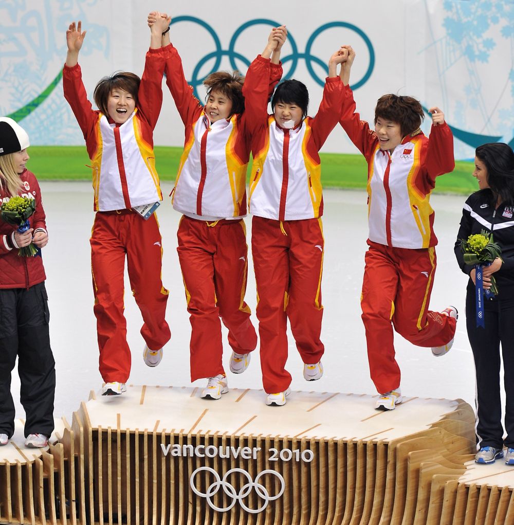 冬奥·征途丨42年铺展中国冰雪长卷：从首秀足迹到双奥荣光(图10)