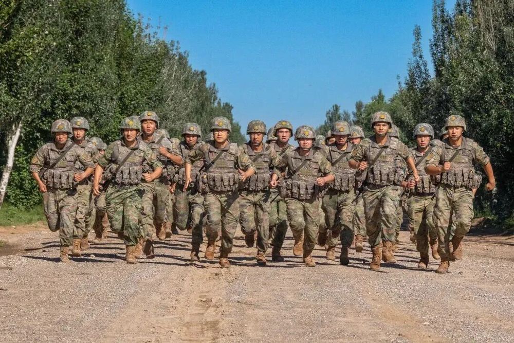 九游体育：新调整组建9年来这支连队7名官兵荣立二等功！(图7)