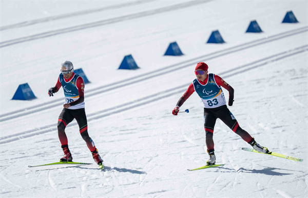 九游体育:蔡佳云:我对祖国一诺“三”金(图2)