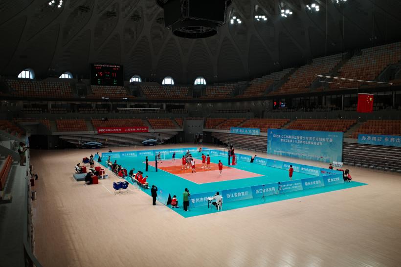 九游体育网站:青春逐梦排球场2026年浙江省青少年男子排球冠军赛暨省十八运测试赛开赛(图1)