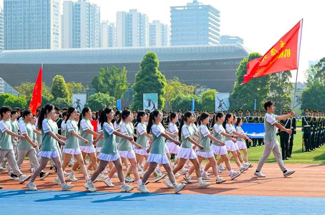 重庆大学2026年春季运动会开幕(图2)