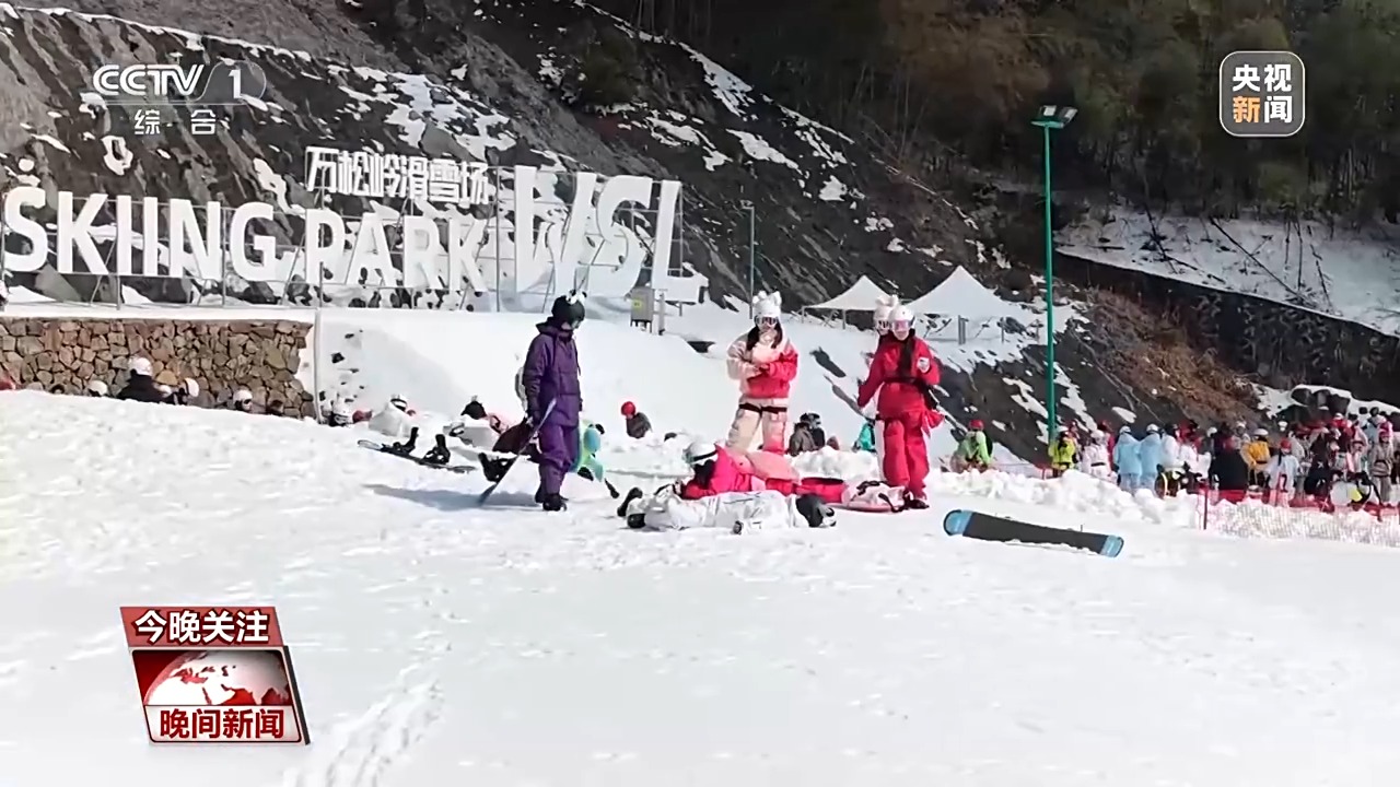 九游体育：销量翻倍、订单排满节前消费市场活力十足(图12)