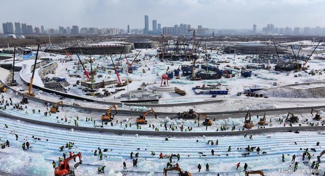 九游体育：滑雪一次烧钱五六万冰雪经济火热中产家庭是在咬牙硬撑吗？(图3)