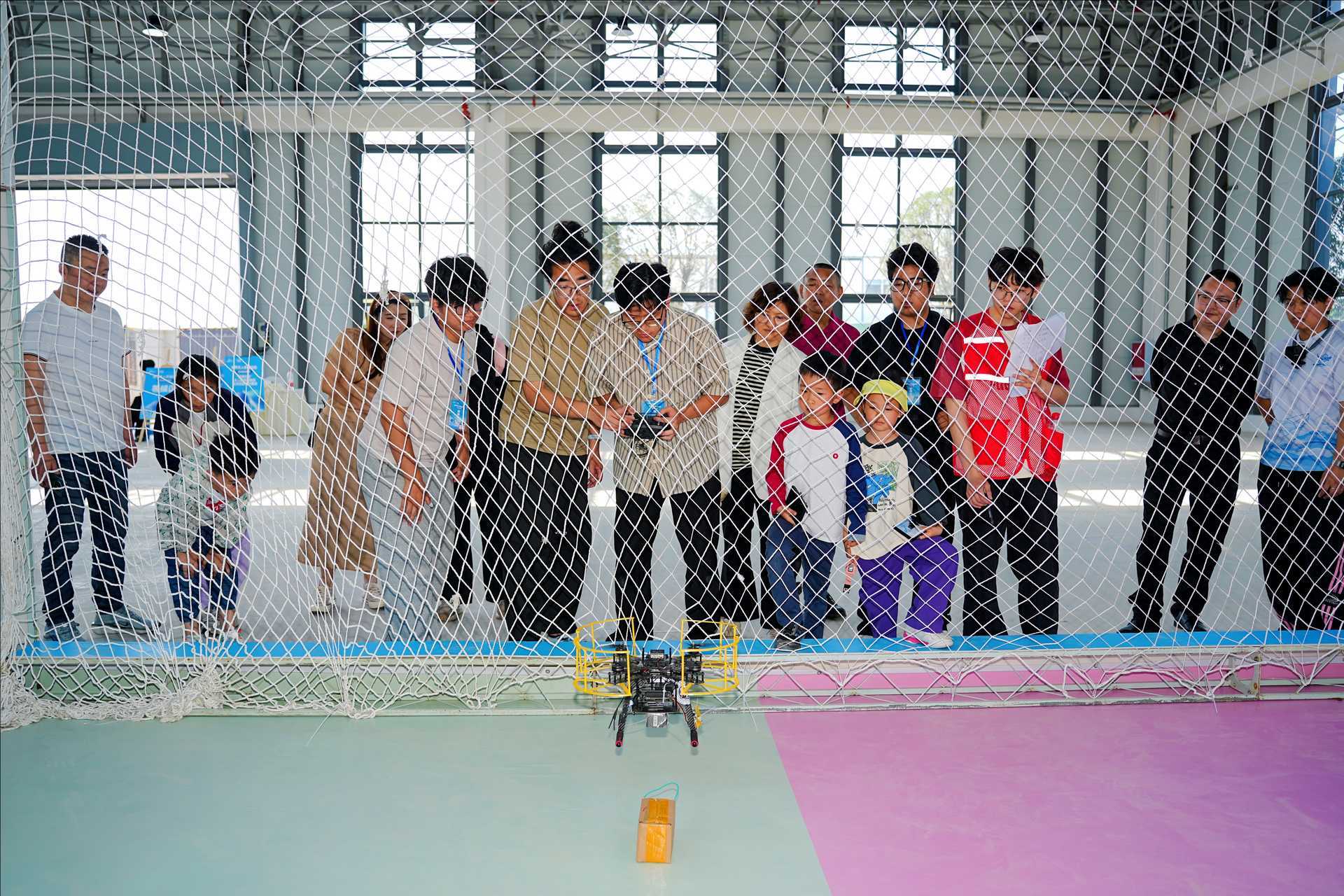 2026年世界无人机运动会第二阶段比赛在成都举行(图2)