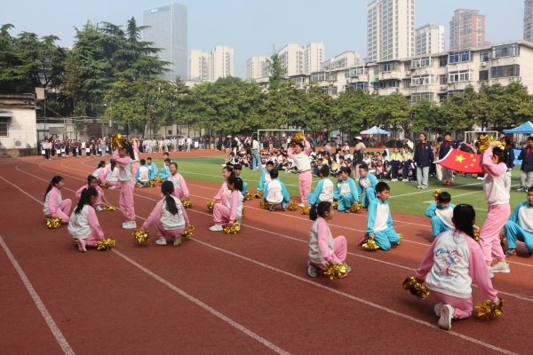 九游体育：合肥市四河小学举行2026年第十届春季运动会(图3)